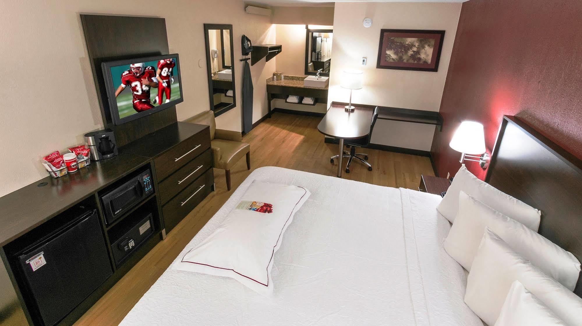 Red Roof Plus+ Pittsburgh East - 3* Monroeville